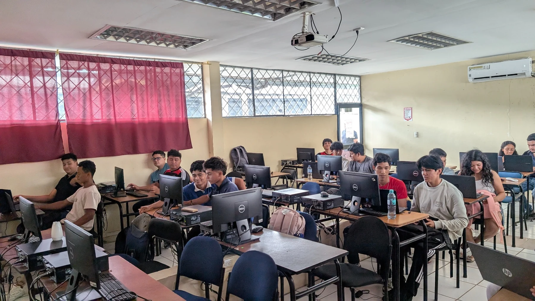 Actividad de investigación y difusión académica
